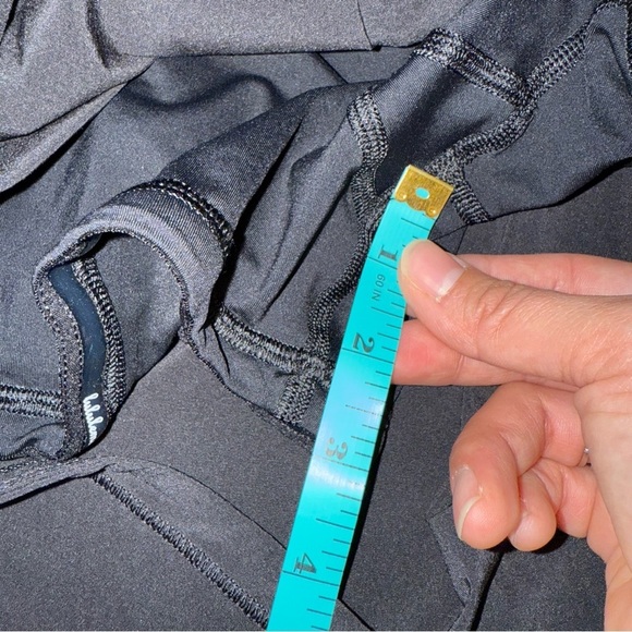 Lululemon Athletica Black Mini Skater Skirt - Picture 13 of 13